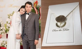 Thiệp cưới đơn giản của Á hậu Thanh Tú.