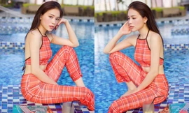 Hotgirl 'The Look' Linh Rin khoe dáng quyến rũ bên bể bơi ở Singapore