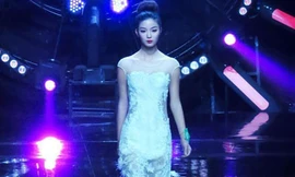 Chân dài 16 tuổi Trung Hoa gây sốt