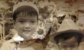 Đàm Vĩnh Hưng lộ ảnh thời 'trẻ trâu'