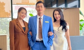 Huỳnh Hồng Loan kể cảnh đánh ghen Hồng Diễm