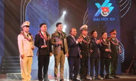 Trao giải 10 Gương mặt trẻ Việt Nam tiêu biểu 2021