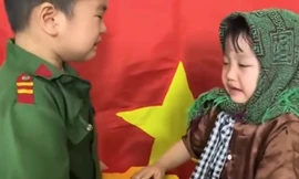 Tranh cãi trẻ mầm non diễn hoạt cảnh chiến tranh