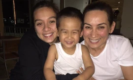 Showbiz 9/11: Con gái ruột chia sẻ khoảnh khắc cũ của cố ca sĩ Phi Nhung gây xúc động