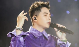 Trịnh Thăng Bình xin lỗi vì hát live gây tranh cãi