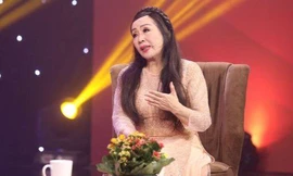 Showbiz 5/8: NSND Thu Hiền tiết lộ cơ duyên được hát bài ‘Khúc tâm tình người Hà Tĩnh’ 