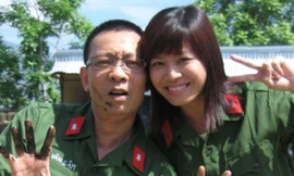 Showbiz 2/4: MC Hoàng Linh và MC Lại Văn Sâm bây giờ và cách đây 16 năm