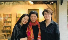 Showbiz 11/3: BTV Thu Hà xúc động nói lời tiễn biệt: ‘Phượng ơi, đi nhé!’