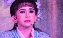 Showbiz 13/2: Nghệ sĩ Minh Sang thay mẹ cầu xin Bình Tinh tha thứ