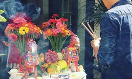 Ngày nào mở hàng, khai trương tốt nhất năm Ất Tỵ 2025