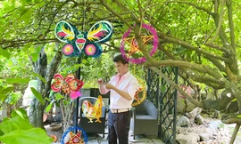 Vườn nhà ngập tràn không khí vui đón trung thu của Đàm Vĩnh Hưng 