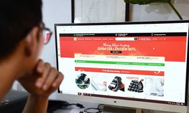 Đôi dép 28 nghìn, khóa 35 nghìn, không ưng trả lại tiền, tặng hàng, 'cơn bão' Temu đe doạ hàng Việt?