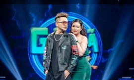 Ca sĩ Dương Ngọc Thái và vợ Triệu Ái Vy. 