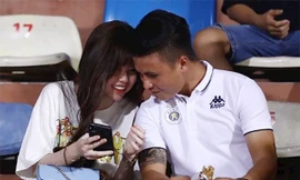 Showbiz 27/10: Bạn gái Quang Hải khoe mua nhà ở tuổi 21 gây ngỡ ngàng