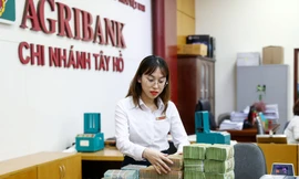 Tiền gửi của doanh nghiệp vào ngân hàng đạt kỷ lục