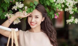 Showbiz 3/8: Vân Hugo hoãn đám cưới vì bệnh dịch COVID-19