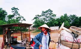 Phạt tiền người đi đò không áo phao