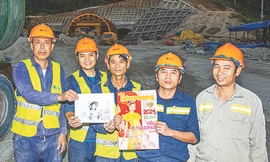 Đi trong hầm xuyên núi Đặng Thùy Trâm 