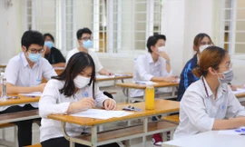 Quyền lợi của thí sinh thi và xét đặc cách tốt nghiệp THPT được đảm bảo như nhau. Ảnh: Trọng Tài