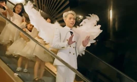 Ðức Phúc hóa thân thành “Thần Tình yêu” trong MV Ngày đầu tiên