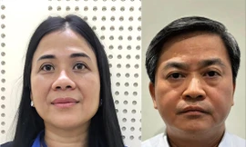 Cựu Bí thư Tỉnh ủy Bến Tre Lê Đức Thọ (phải) và Mai Thị Hồng Hạnh. Ảnh: CA