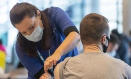 Các nhà khoa học tin rằng nhiều loại vắc-xin mới sẽ được chế tạo trong thập kỷ này