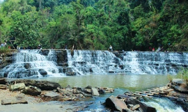 Thác Thủy Tiên là một trong những danh thắng đẹp nhất của tỉnh Ðắk Lắk 