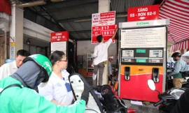 Bộ Công Thương cho biết, sẽ đề xuất rút ngắn thời gian điều chỉnh giá xăng dầu khi thị trường có biến động lớn