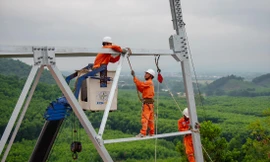 EVN có nguy cơ tiếp tục bị lỗ lớn 3 năm liên tiếp. Ảnh: Nguyễn Bằng