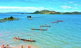 Nhờ cải cách hành chính hiệu quả, huyện Ia Grai đã thu hút được nhiều khách du lịch tới các chương trình, hội thi do địa phương tổ chức