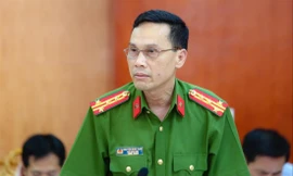 Ðại tá Nguyễn Minh Tuấn, Phó giám đốc Công an Lạng Sơn nói về điều tra mua sắm thiết bị y tế ở địa phương. Ảnh: Duy Chiến