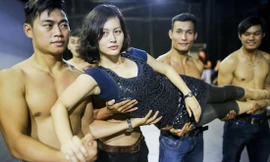 Đỗ Thị Hải Yến tưởng rằng có thể bật lên sau đà của “Người Mỹ trầm lặng” nhưng cô vẫn không được chọn làm nữ chính trong “Hồi ức của một Geisha” mà phải nhường vị trí này cho Chương Tử Di