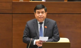 Bộ trưởng KH&ĐT Nguyễn Chí Dũng phát biểu giải trình