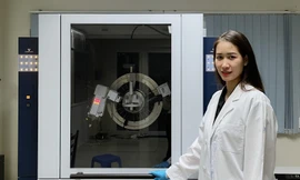 TS. Trần Diệu Linh tại phòng nghiên cứu