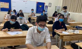 Nhiều trường có kế hoạch dạy học và ôn tập từ đầu năm học nên vẫn hoàn thành chương trình năm học dù dịch COVID-19 diễn biến phức tạp