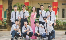 Cô Phạm Thanh Dung, Trường THCS Phúc Lợi, quận Long Biên (Hà Nội) được Bộ trưởng Bộ GD&ĐT tặng Bằng khen