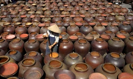 Về Bần Yên Nhân xem người dân làm sản vật tiến Vua