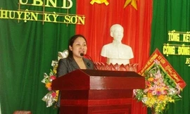 Phó chủ tịch Cụt Thị Nguyệt phát biểu tại một hội nghị. Ảnh: L.G