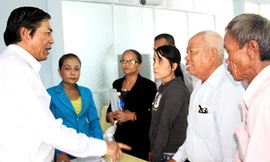 Không bao giờ để làng Vân đói