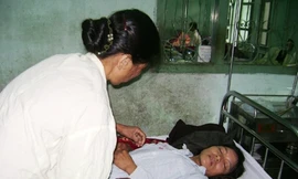 Vụ bạo hành vì 'tin rác', chị nạn nhân chết không rõ nguyên nhân