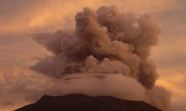 Lý do Indonesia khẩn cấp đóng cửa sân bay