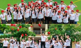 Ngắm đồng phục cực dễ thương của teen Hà Nội và TP.HCM