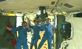 Hình ảnh mới nhất về tàu vũ trụ Thần Châu 9