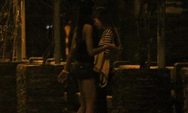 Tủi phận ‘bướm đêm’