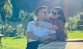 Hồng Đăng dành lời yêu 'ngọt lịm' tặng bà xã sau 19 năm chung đôi 