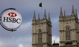 Một chi nhánh của HSBC gần London (Anh). Ảnh:Reuters.