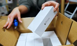 Đào hầm trộm cả kho 240 chiếc iPhone 6 