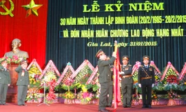 Lễ đón nhận Huân chương Lao động hạng Nhất.