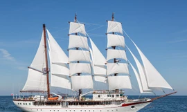Cận cảnh tàu buồm huấn luyện hiện đại của Việt Nam