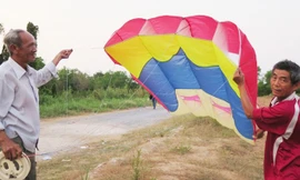 Nghệ nhân Vân và con diều khí động học.